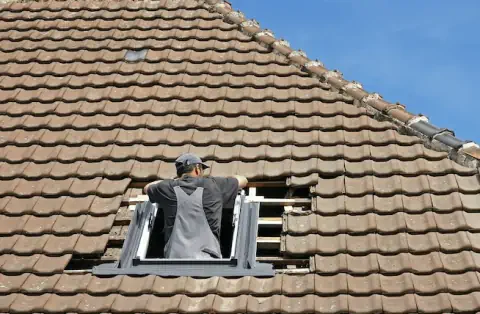 Pose de velux - Saint-Philbert-du-Peuple